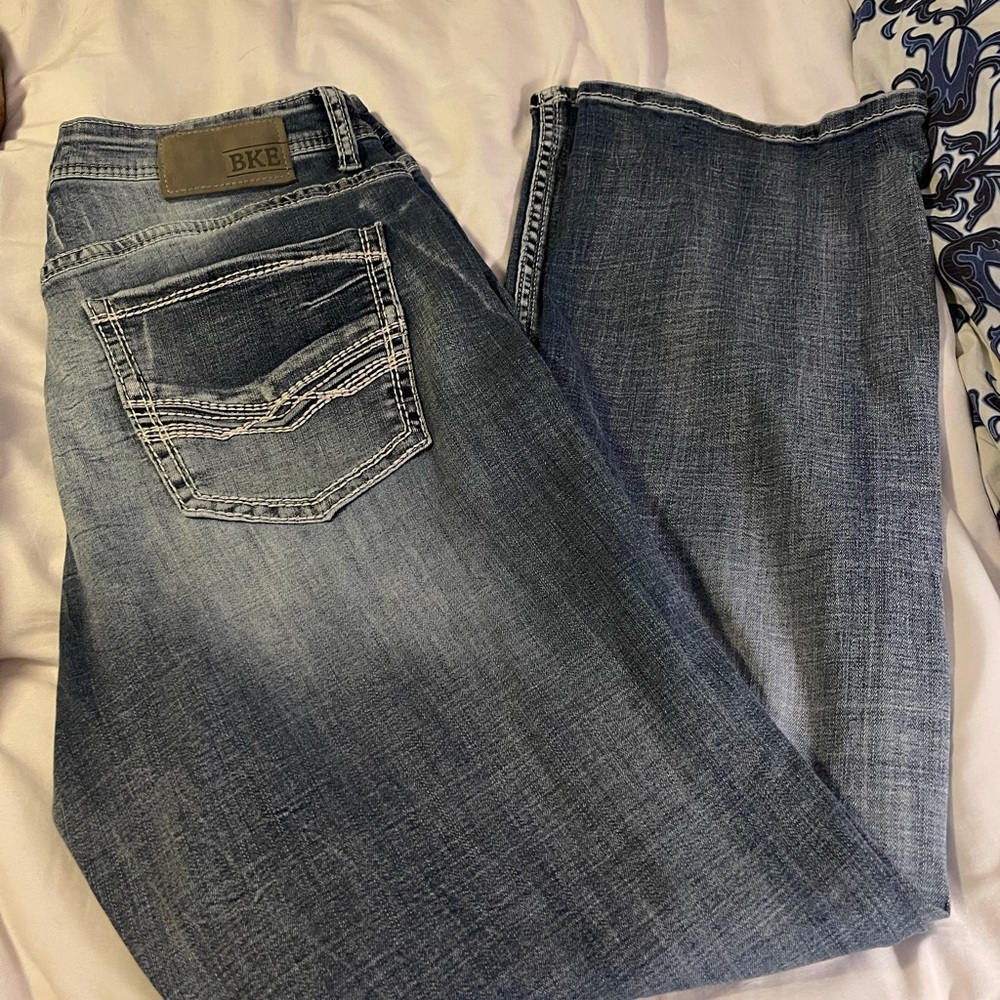 Buckle Jeans
